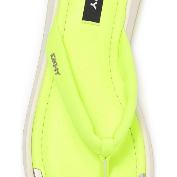 sandals - Picture 9 of 9